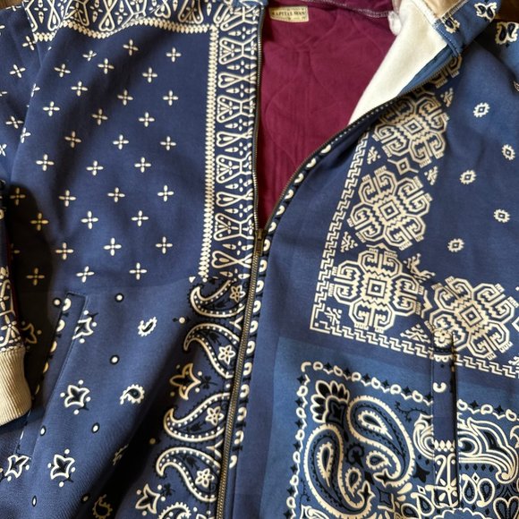 Paisley Zip Hoodie (Large) - Picture 9 of 9